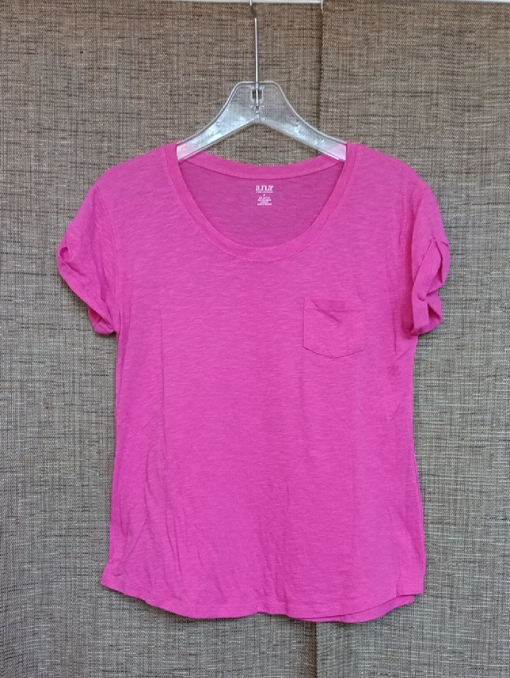 a.n.a Bright Pink Short Sleeve Pocket Tee
